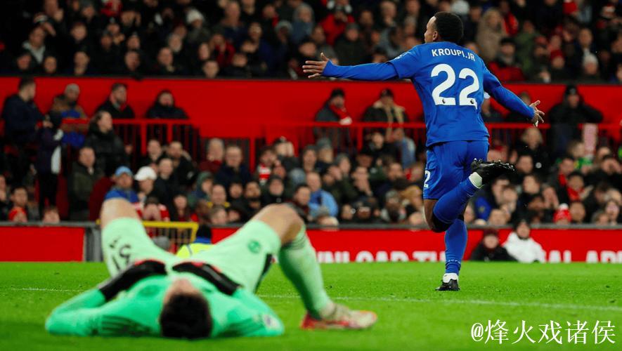 英超劲旅三度领先仍遭4-4冷平,10轮1败重回前六 英超劲旅三度领先仍遭4-4冷平,10轮1败重回前六